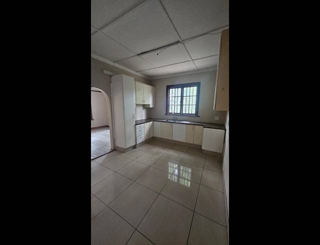 4 BEDROOM HOUSE FOR SALE IN NORTHDENE